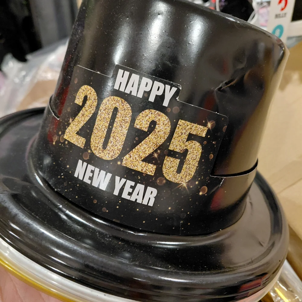 48 Piece Happy New Year 2025 Black and Gold Party Hat